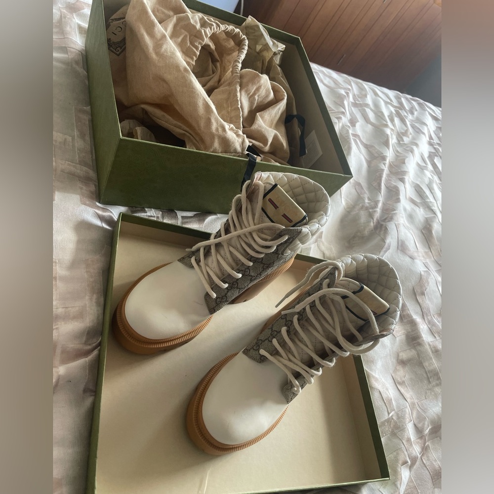 Gucci Boots Size 38 (7.5 US size)